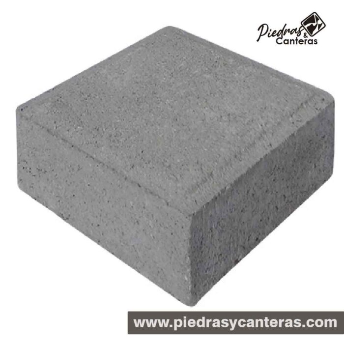 Adocreto Cuadrado 40x40cm. es un adoquín de concreto de alta resistencia, sus características son: