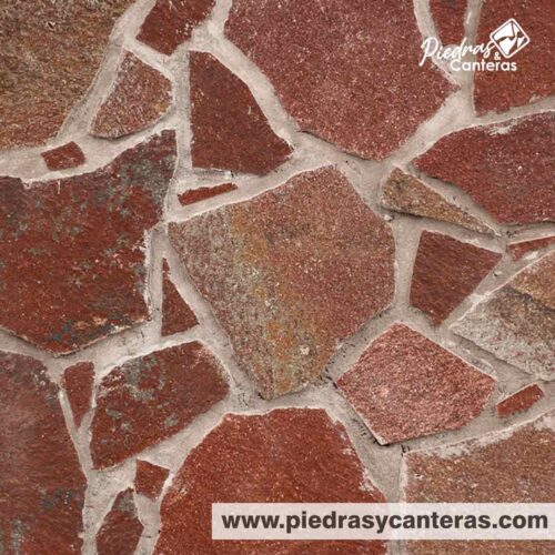 La Piedra Laja Porfido irregular es una piedra nacional 100% natural de muy alta resistencia con tonalidades rojas grises.