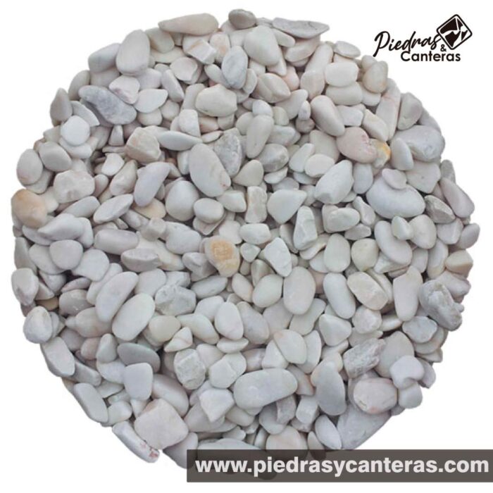 La Piedra de Mármol Blanca .5" es una piedras 100% natural.