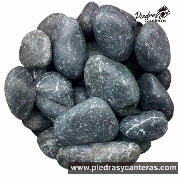 La Piedra de Mármol Negra 2.5" es una piedras 100% natural.