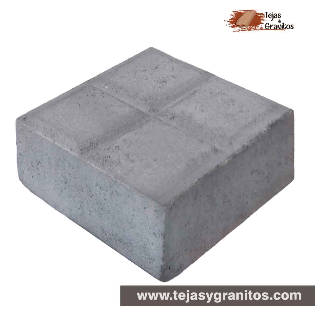 Adocreto 20x20 con cuadricula 10x10cm es un adoquin de concreto de alta resistencia, sus características son: