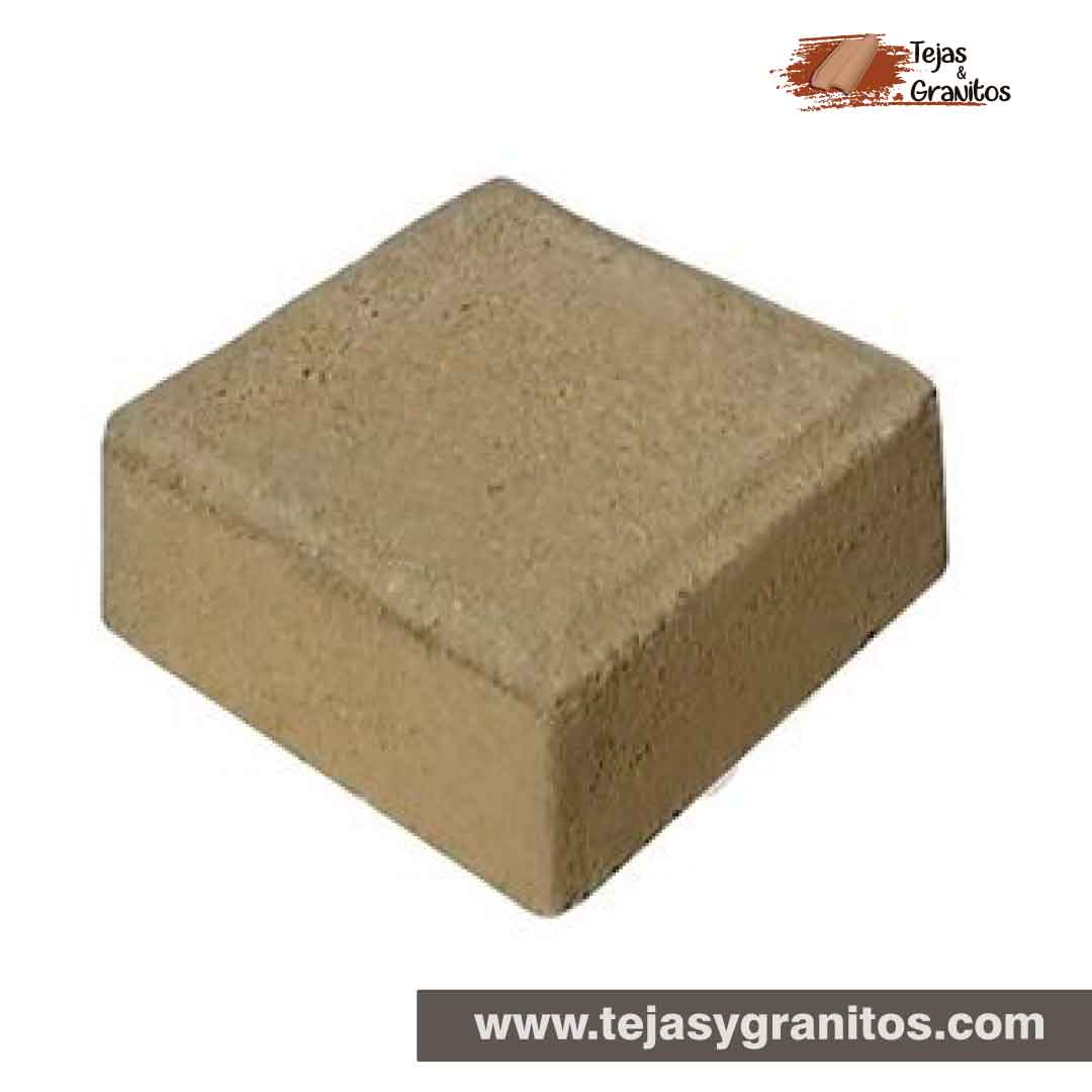 Adocreto Cuadrado 15x15cm.  es un adoquín de concreto de alta resistencia, sus características son: