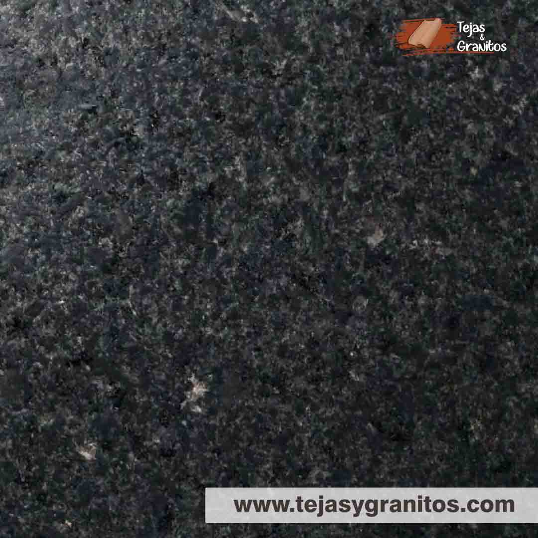 Granito Negro San Gabriel Cepillado de sutil elegancia en tono negro, sin brillo, tipo piedra para Interiores y exteriores.