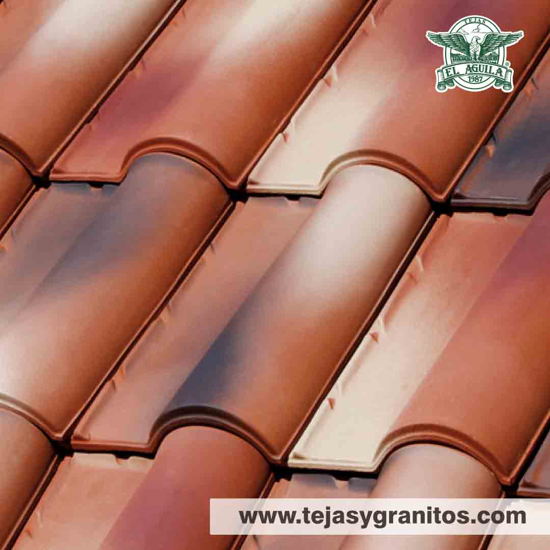 La Teja Renacimiento Santa Bárbara tiene base color natural y tres esmaltes aplicados sobre la teja, Flameado negro, Flameado Veneto y Flameado Guinda.